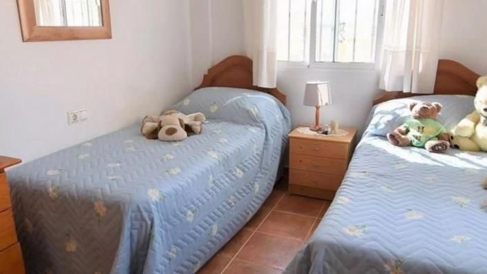 Image No.12-3 Bed Villa / Detached for sale