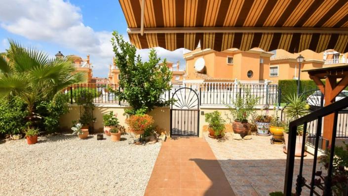 Image No.22-3 Bed Villa / Detached for sale