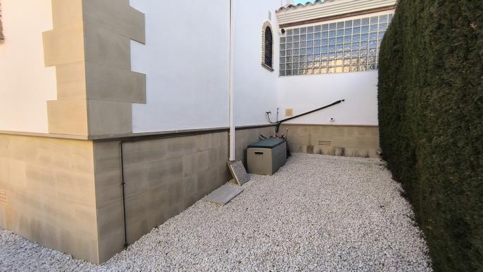 Image No.37-3 Bed Villa / Detached for sale