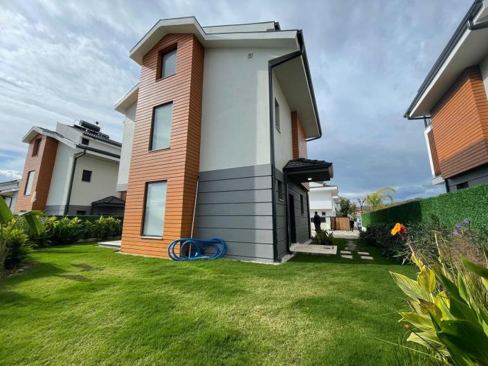 Image No.22-4 Bed Villa for sale