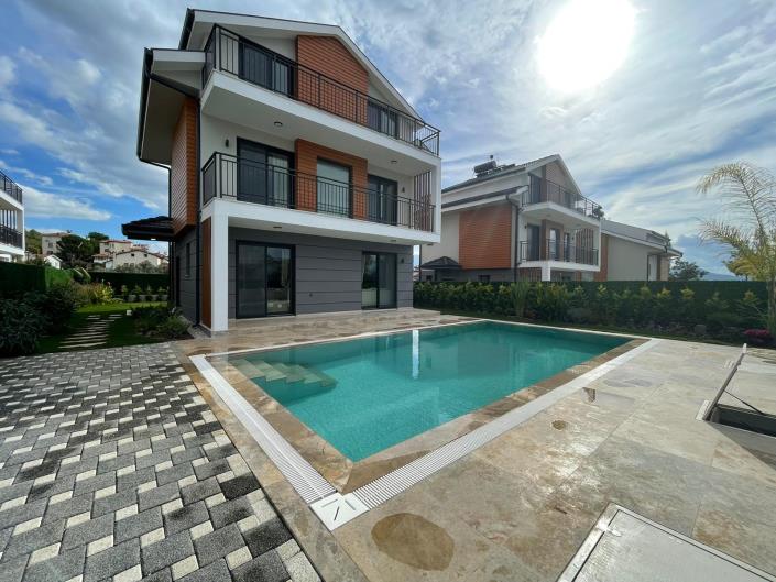 Image No.25-4 Bed Villa for sale