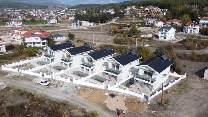 Image No.2-4 Bed Villa for sale