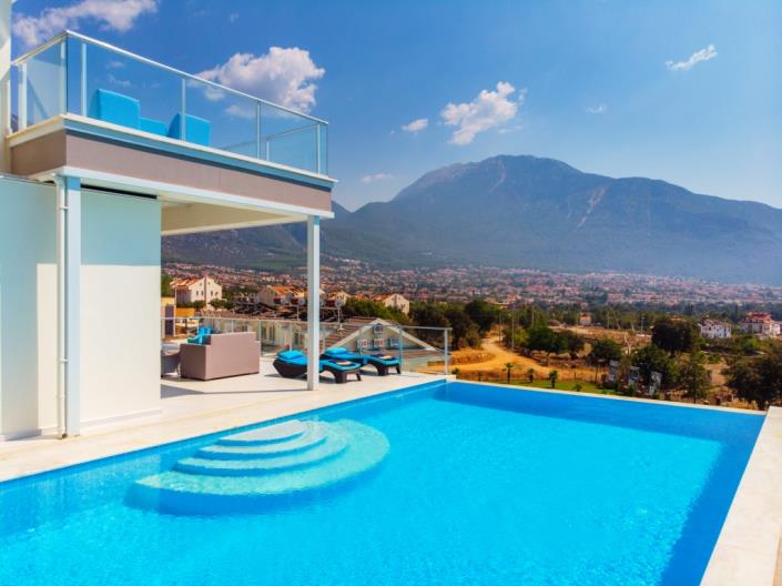 Image No.2-4 Bed Villa for sale