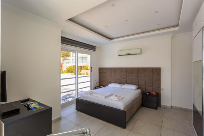 Image No.13-4 Bed Villa for sale