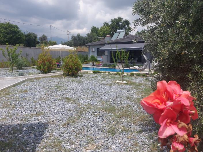 Image No.20-2 Bed Bungalow for sale