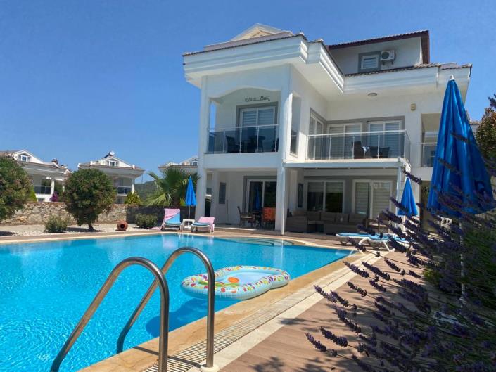 Image No.2-Villa de 4 chambres à vendre à Ovacik