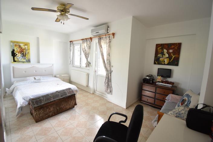 Image No.15-3 Bed Villa for sale