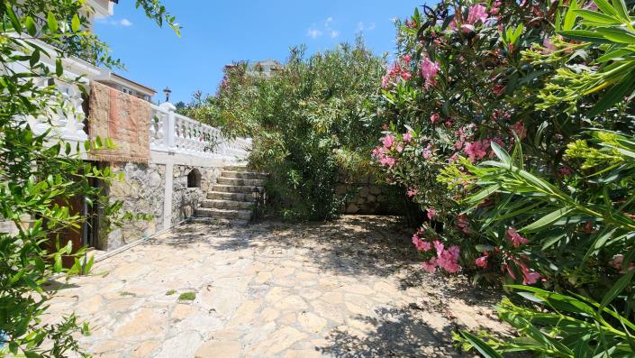 Image No.19-7 Bed Villa for sale