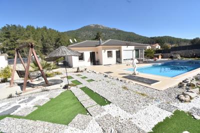 1 - Uzumlu, Bungalow