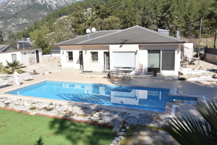 Image No.17-3 Bed Bungalow for sale