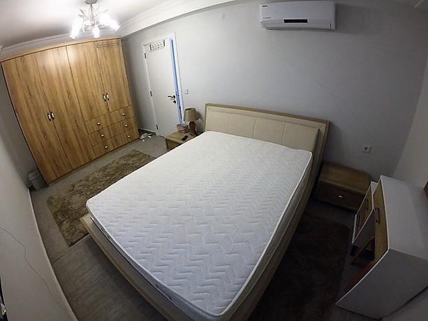 Image No.7-4 Bed Apartment for sale