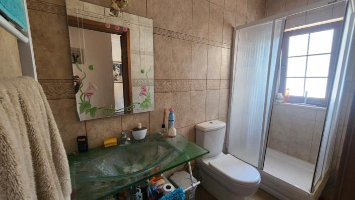 Image No.9-5 Bed Villa for sale