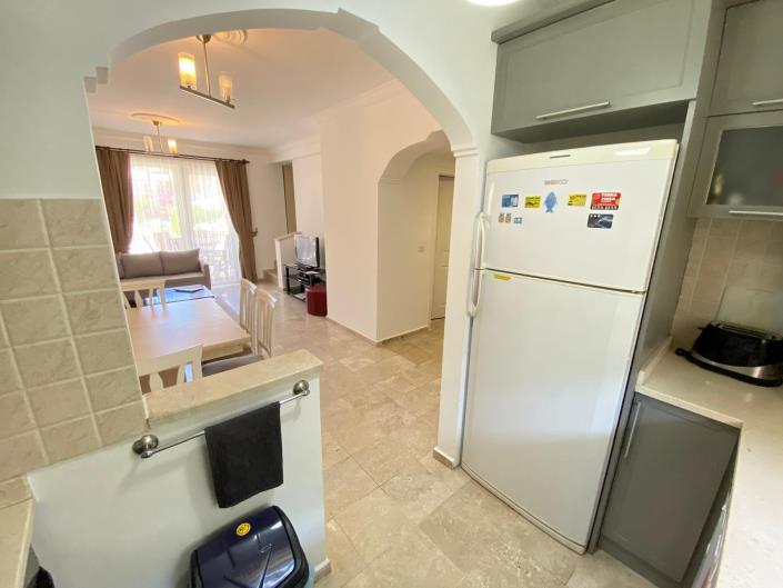 Image No.8-3 Bed Semi-Detached for sale