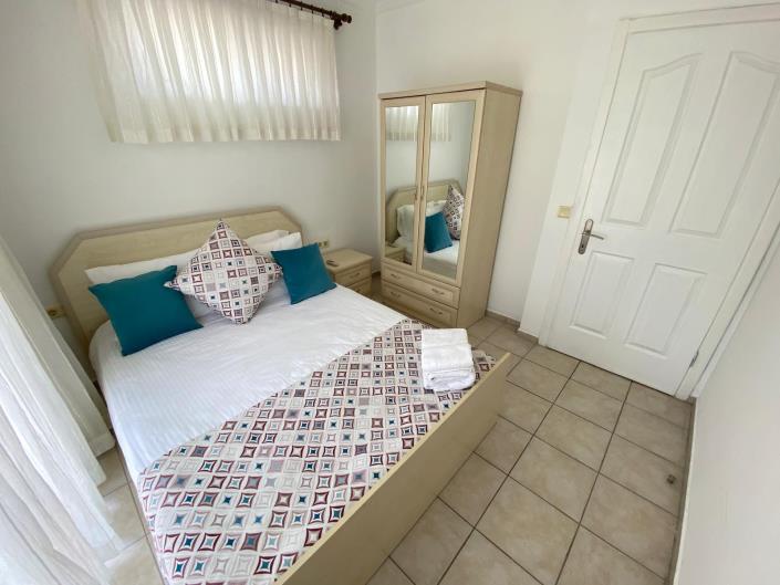 Image No.20-3 Bed Semi-Detached for sale