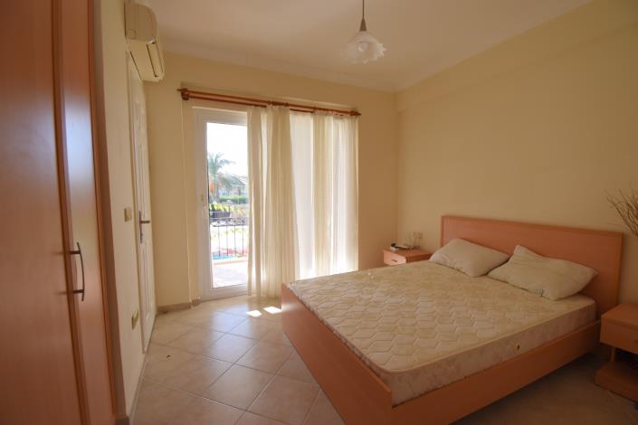 Image No.16-3 Bed Semi-Detached for sale