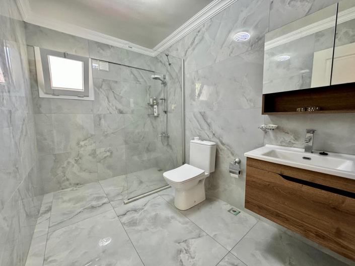 Image No.16-3 Bed Bungalow for sale