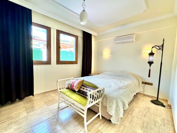 Image No.17-3 Bed Bungalow for sale