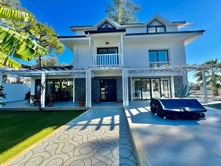 Image No.2-3 Bed Villa for sale