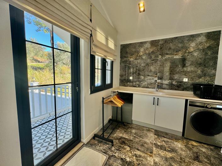 Image No.17-3 Bed Villa for sale