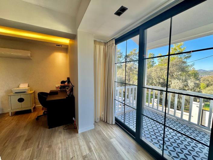 Image No.22-3 Bed Villa for sale