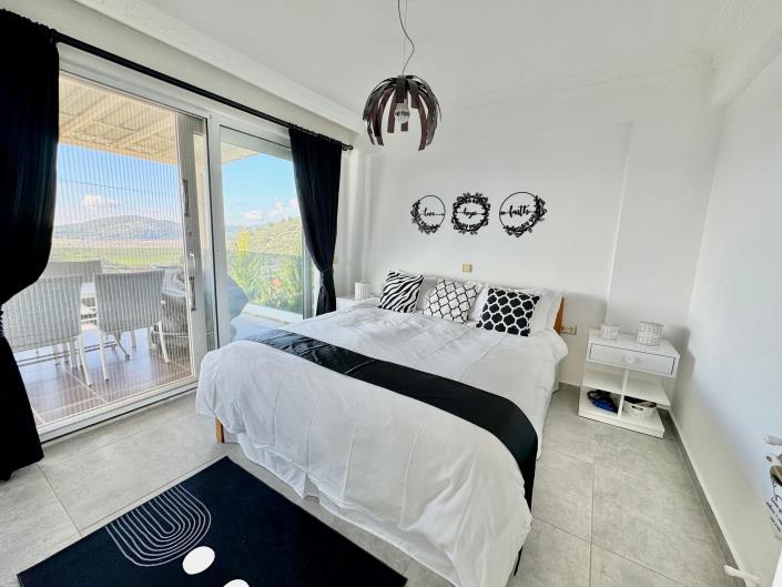 Image No.25-5 Bed Villa for sale