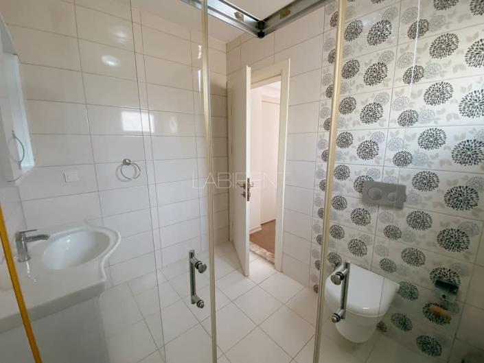 Image No.20-4 Bed Villa for sale