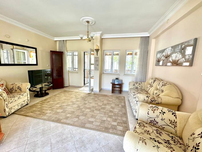 Image No.7-3 Bed Semi-Detached for sale