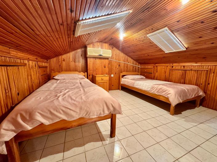 Image No.20-3 Bed Semi-Detached for sale