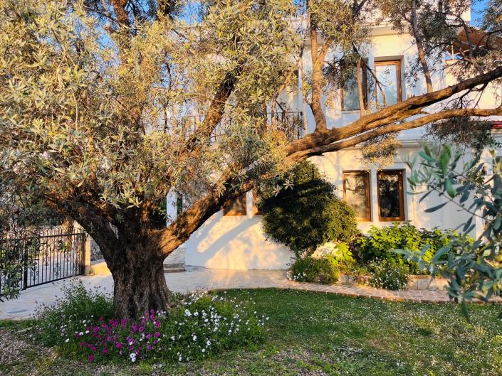 Image No.12-4 Bed Villa for sale