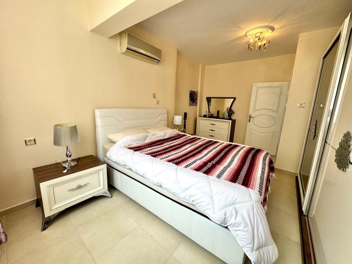 Image No.14-4 Bed Apartment for sale