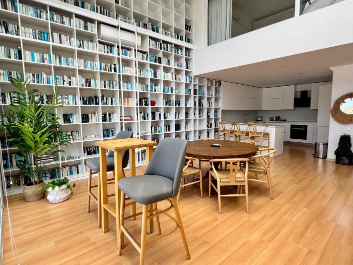 Image No.10-4 Bed Apartment for sale