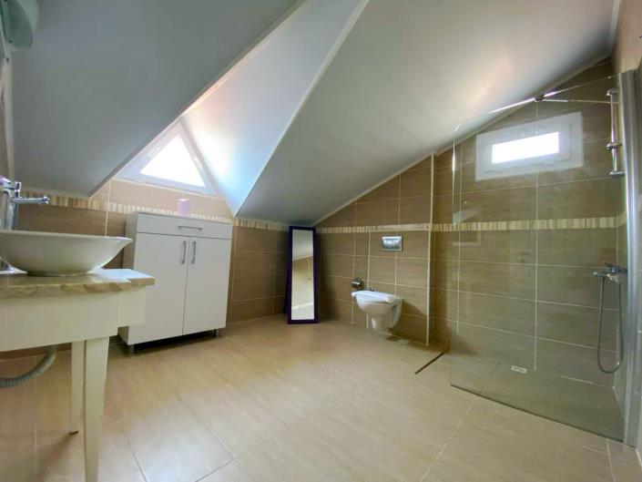 Image No.19-4 Bed Villa for sale