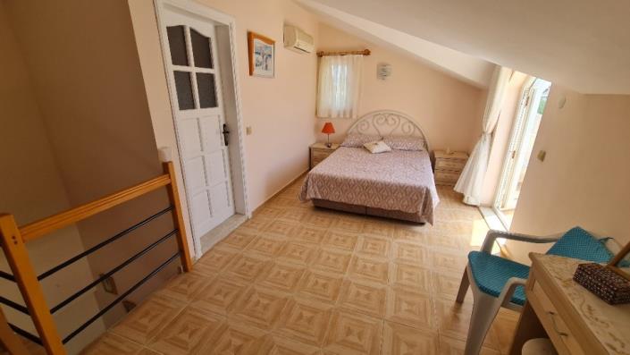 Image No.10-3 Bed Apartment for sale