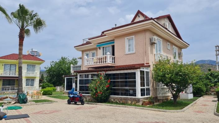 Image No.12-3 Bed Apartment for sale