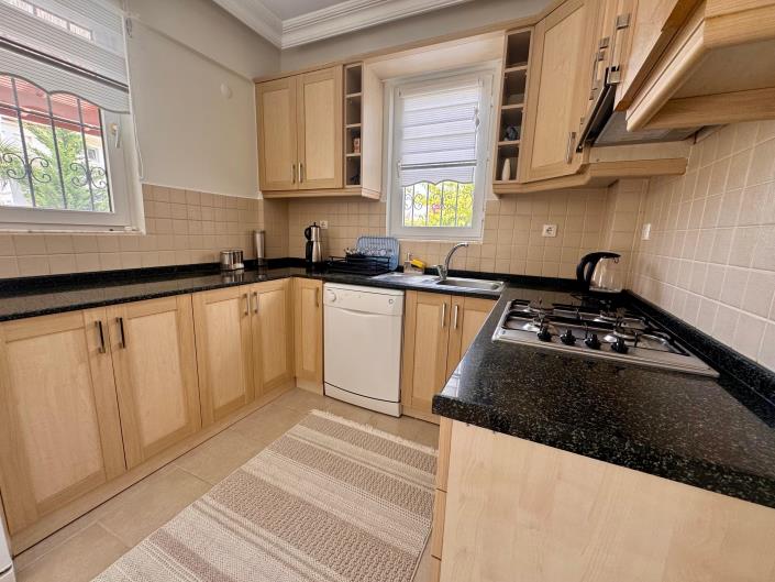 Image No.10-3 Bed Villa for sale