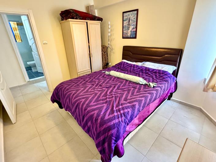 Image No.12-4 Bed Apartment for sale