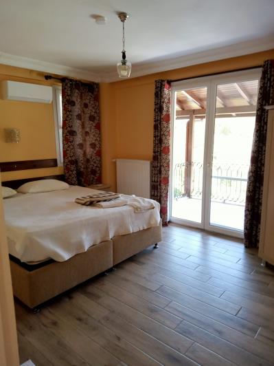 Image No.12-4 Bed Villa for sale