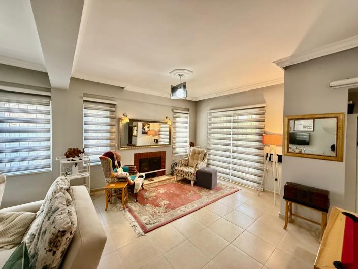 Image No.5-5 Bed Villa for sale