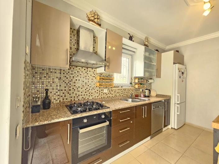 Image No.10-5 Bed Villa for sale