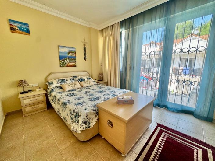 Image No.17-3 Bed Semi-Detached for sale