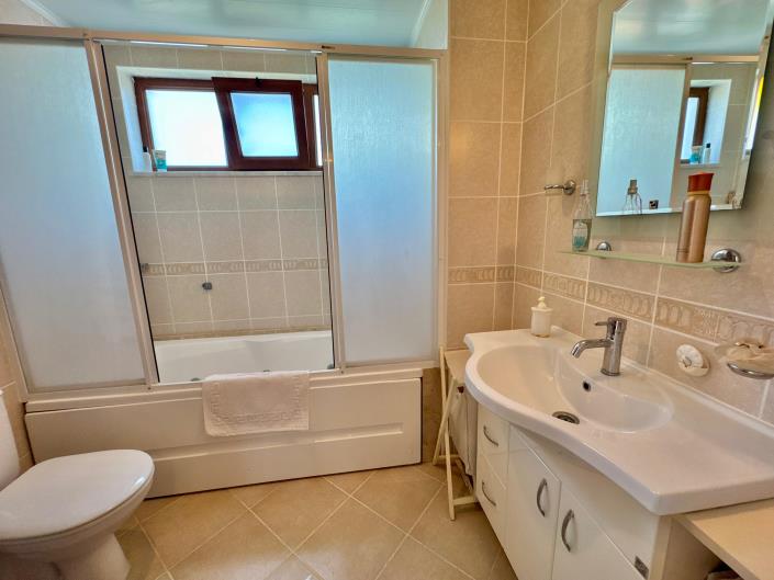 Image No.25-4 Bed Villa for sale