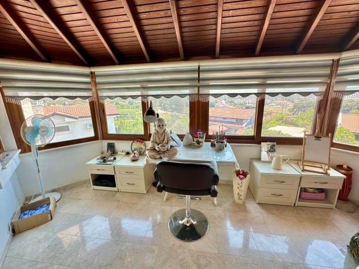 Image No.26-4 Bed Villa for sale