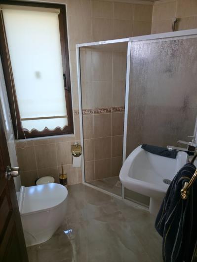 Image No.9-4 Bed Villa for sale