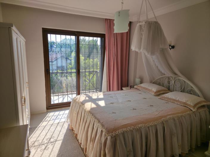 Image No.12-4 Bed Villa for sale