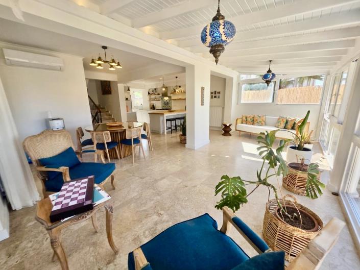 Image No.11-4 Bed Villa for sale