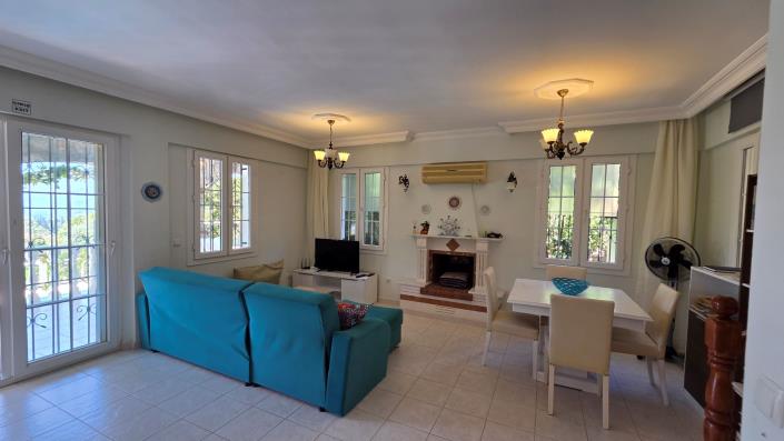 Image No.5-Villa de 3 chambres à vendre à Uzumlu