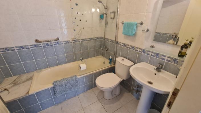 Image No.9-3 Bed Apartment for sale