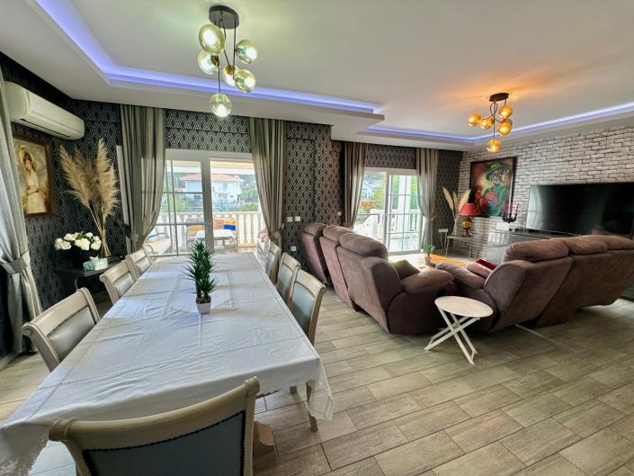 Image No.7-4 Bed Villa for sale