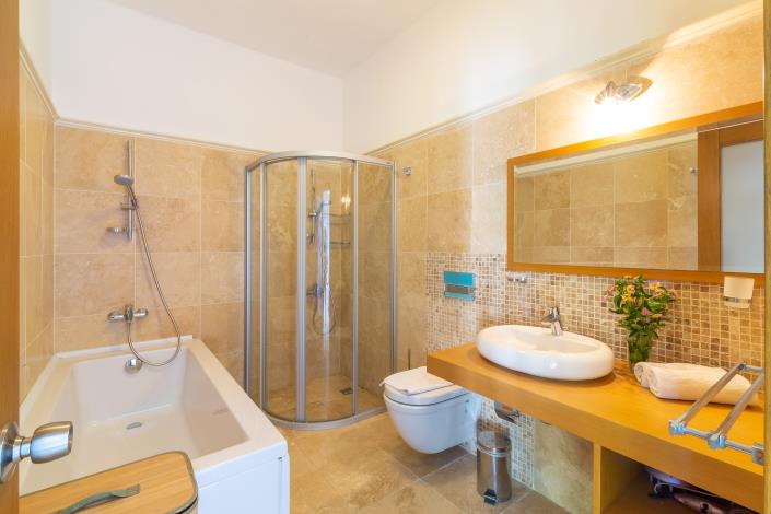 Image No.11-4 Bed Villa for sale