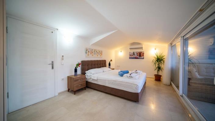 Image No.26-5 Bed Villa for sale